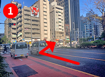 新宿ランプを右折