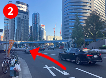 道なりに左方向
